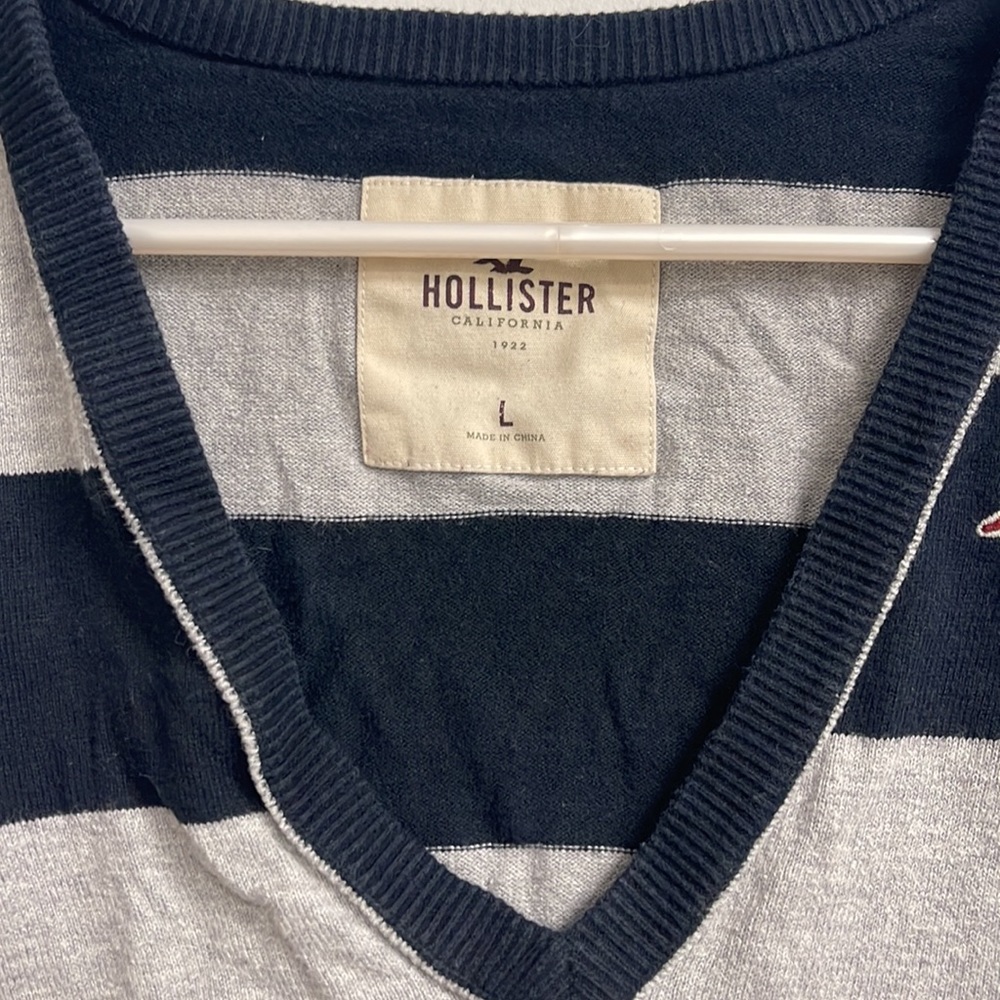 Sweater - Picture 2 of 3